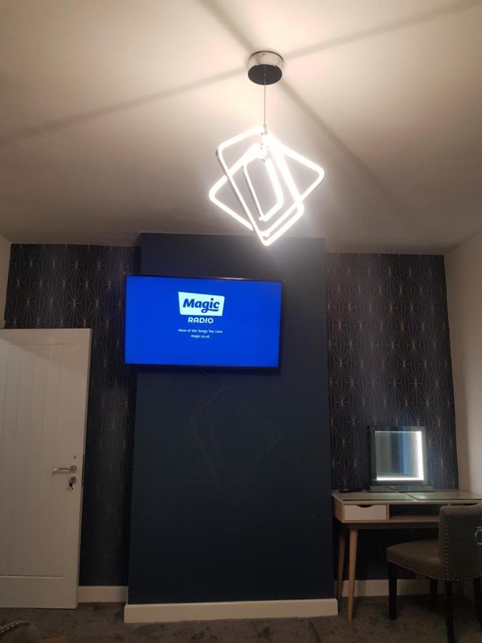 Highfields Living - All Rooms Ensuite- Free Wifi- Free Local Parking Sheffield Bagian luar foto