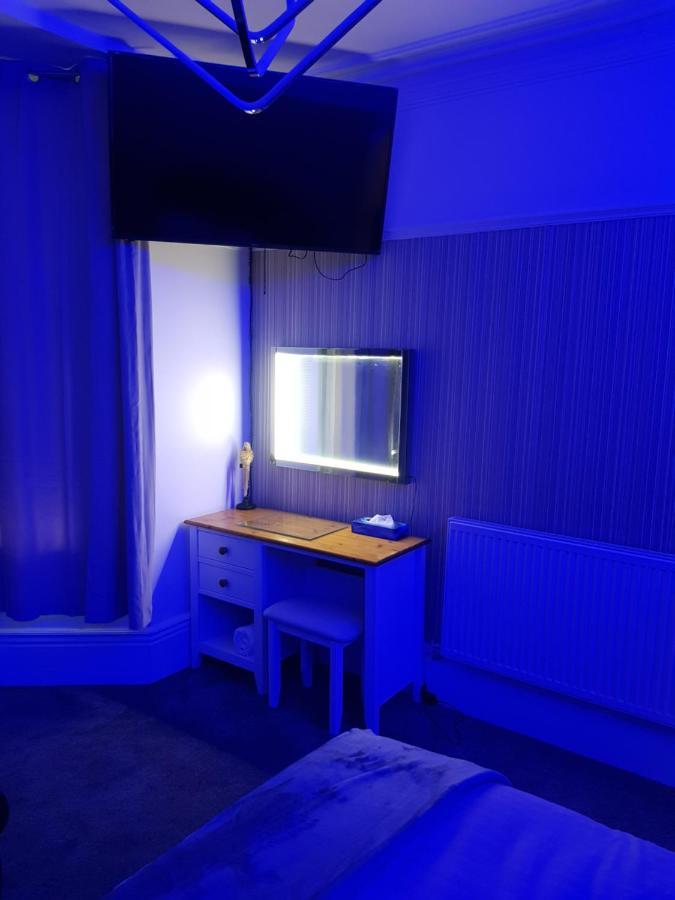 Highfields Living - All Rooms Ensuite- Free Wifi- Free Local Parking Sheffield Bagian luar foto