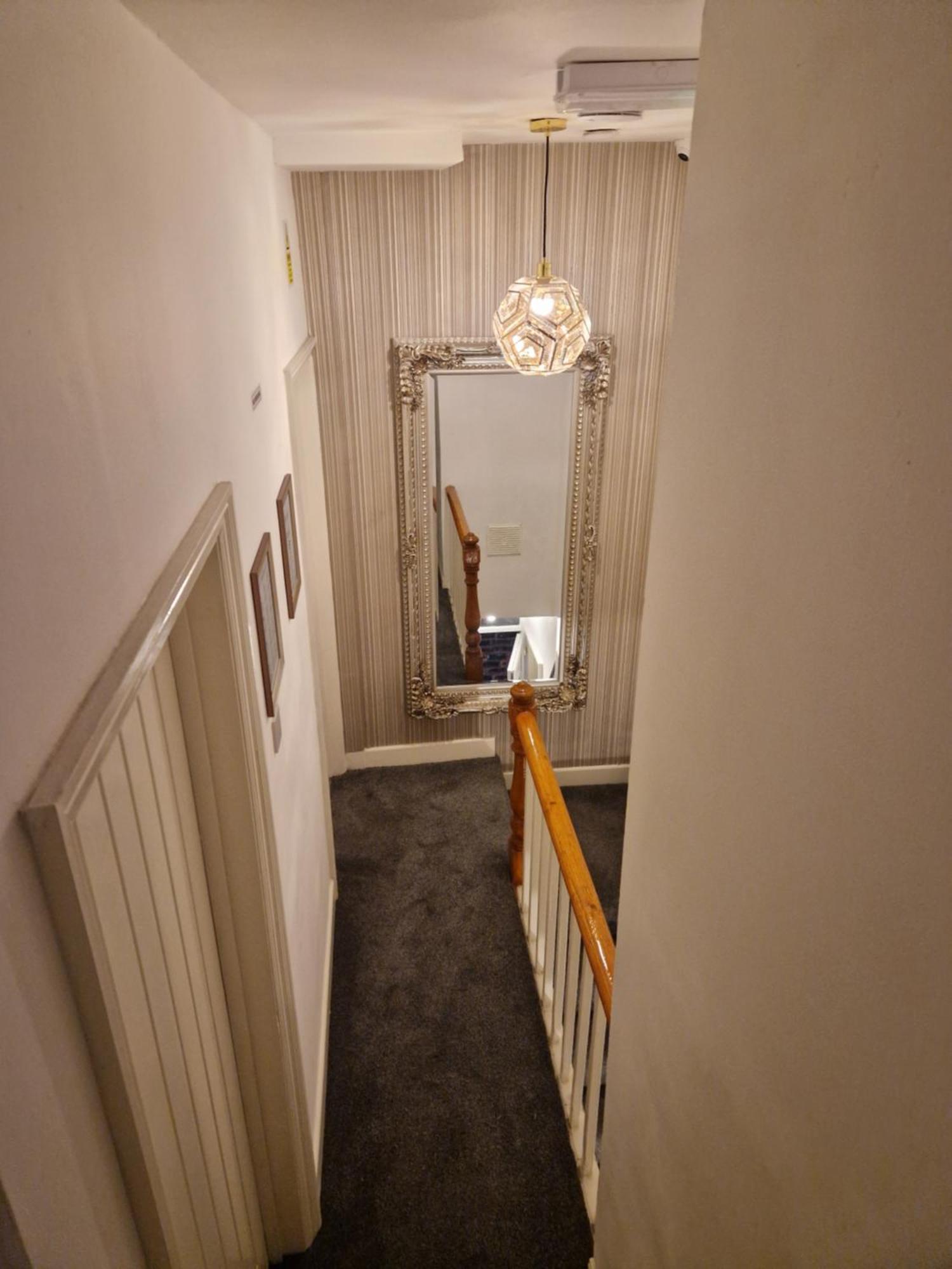 Highfields Living - All Rooms Ensuite- Free Wifi- Free Local Parking Sheffield Bagian luar foto